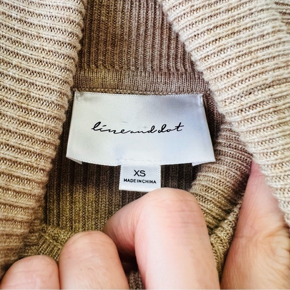Line & Dot Puff Sleeve Ribbed Turtleneck Sweater XS - Picture 7 of 9